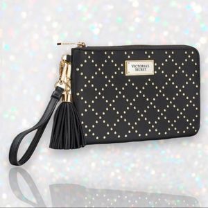 🆕 NWT Victoria’s Secret Black Studded Wristlet